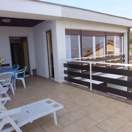 Two-bedroom In Opatija/opatija Riviera 15602 アパート オパティヤ